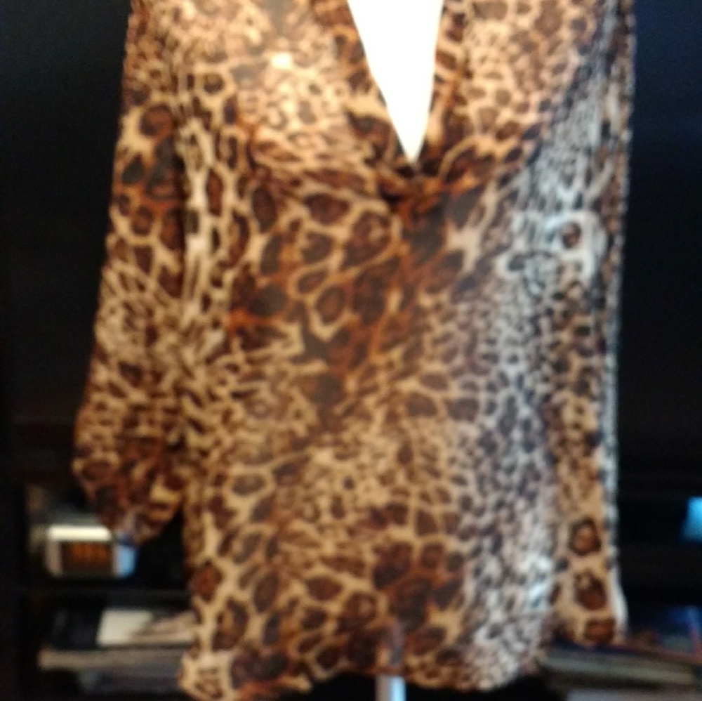 Leopard top small - Picture 2 of 6